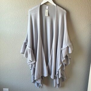 NWT Francesca’s Gray Knit Cardigan Sweater One Size